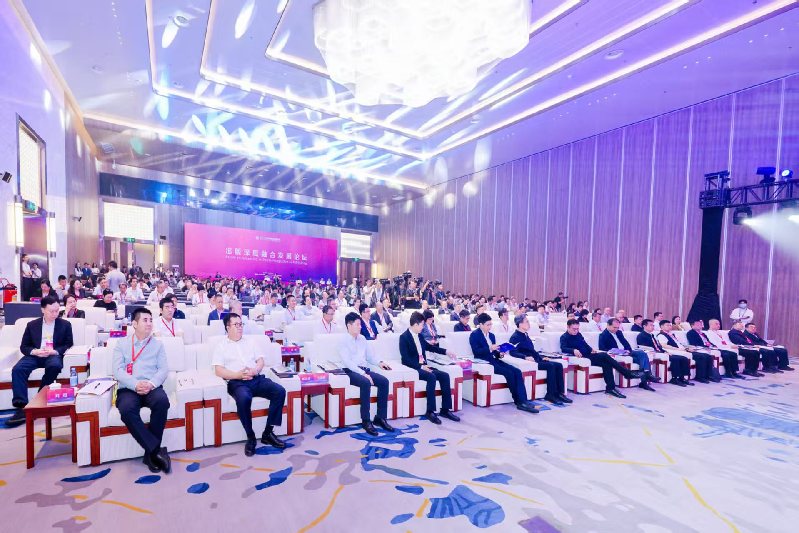借助“AI+出版”讲好中国故事，各界嘉宾聚焦出版深度融合建言献策