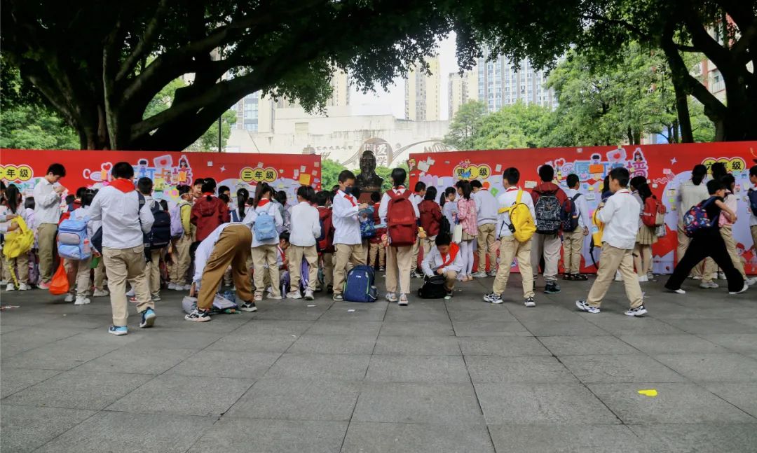 “六一”绘梦映党辉 少年逐梦强国归——闽侯县实验小学2024——2025学年庆“六一”表彰大会暨文艺汇演