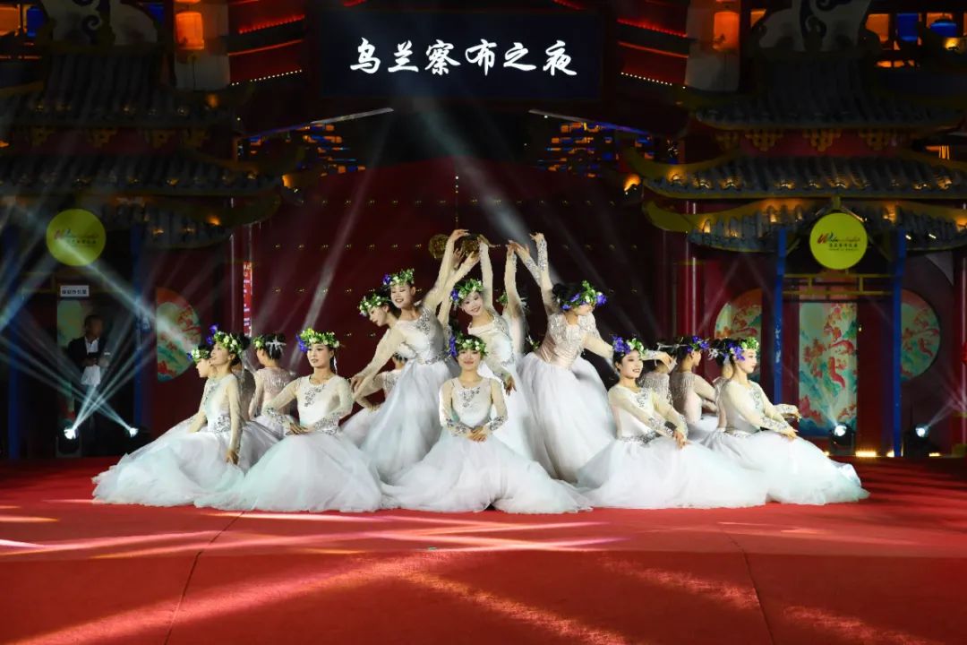 单日客流量突破20万人次！乌兰察布之夜点燃夏季新“热”度→