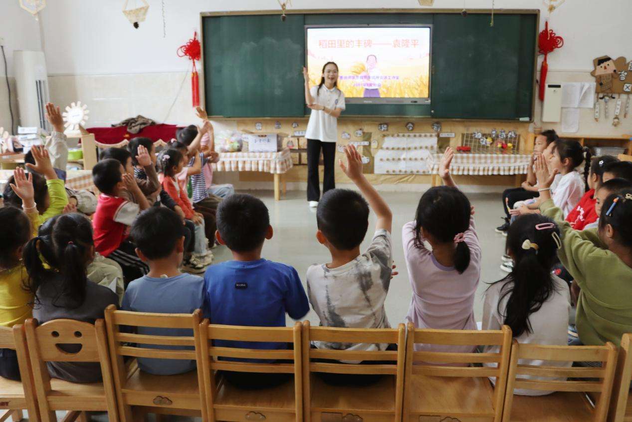 广西幼师稚慧科学家精神宣讲工作室成员赴基层宣讲