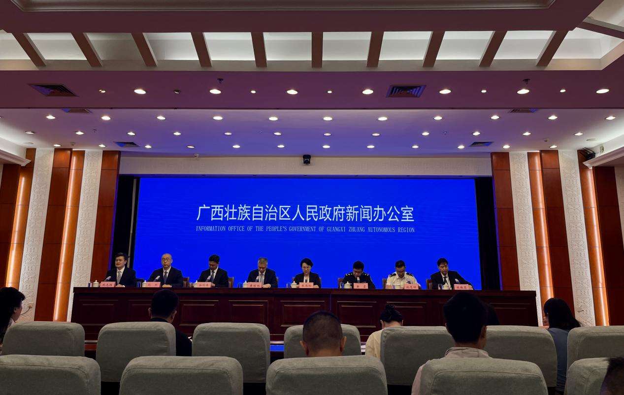 广西:“把东盟水果送上全国餐桌”