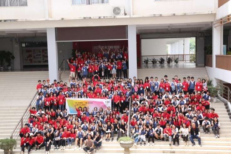 南宁职业技术大学多渠道培养服装与服饰设计人才