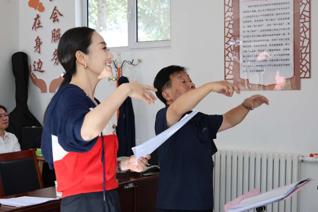 中国文联“强基工程”文艺志愿服务小分队走进宁夏固原