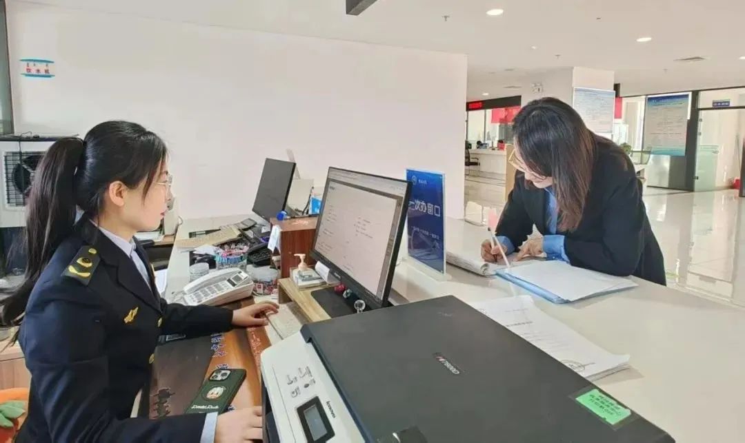 诚·时代风丨阿拉善盟升级信用修复服务年内助457户经营主体重焕生机