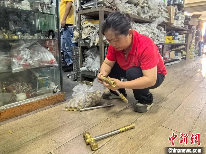 五金配件化身手办 “土味乐高”得年轻人青睐
