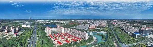 文润胡杨——七师胡杨河市创建中国“文学之乡”纪实