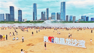 江西南昌：赣江潮涌 碧水润城