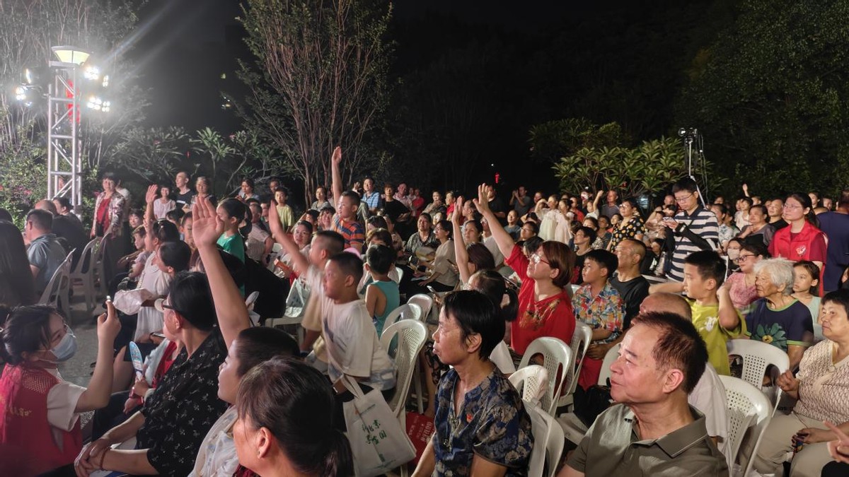 “家门口的幸福 唱响基层新篇章” ——第三届“聆听‘凤’音 心潮音乐会”华彩收官