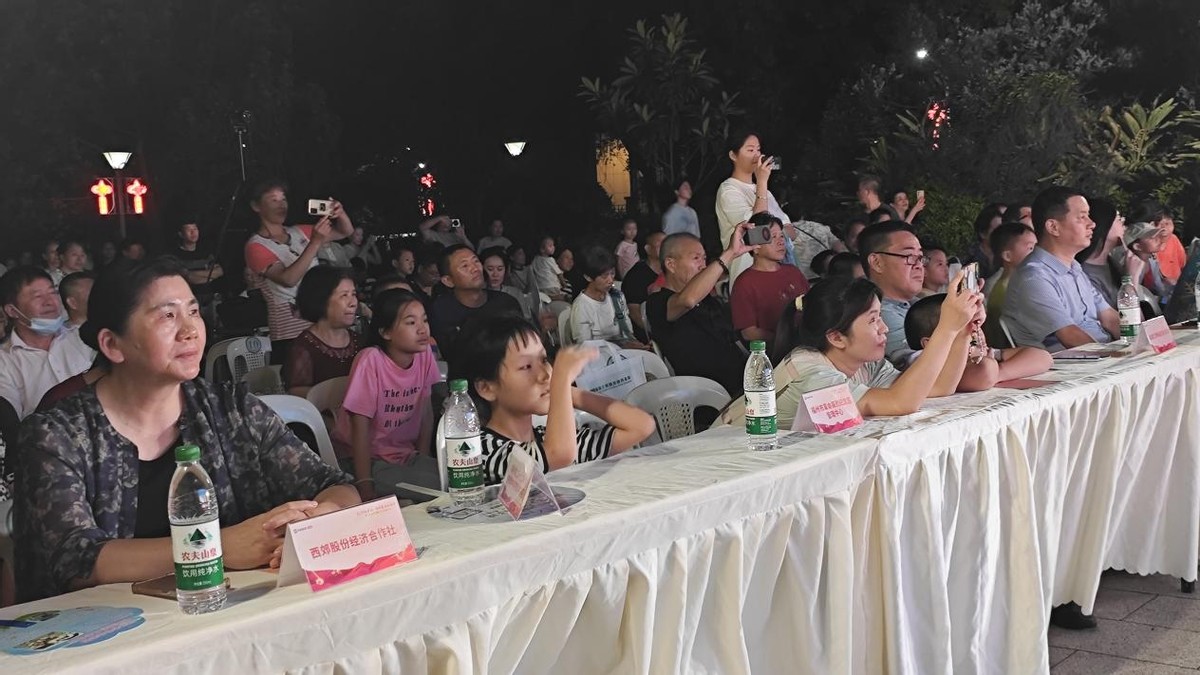 “家门口的幸福 唱响基层新篇章” ——第三届“聆听‘凤’音 心潮音乐会”华彩收官