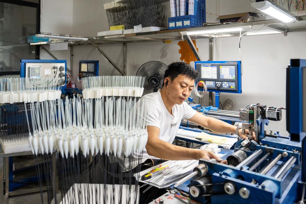 中国经济样本观察·县域样本篇丨临湘：全国八成浮标来自这座湖南县城
