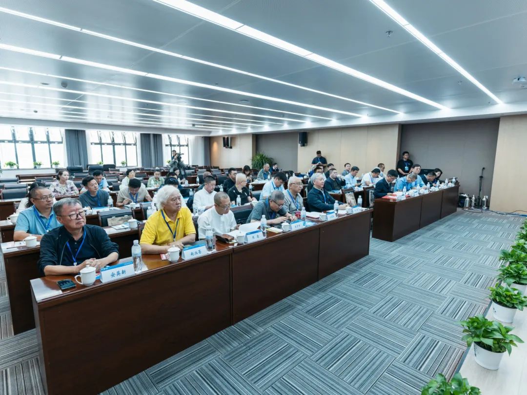 共探夏塔秘境 赋能文化传承——昭苏县举办“丝路文脉 天马与古道”学术研讨会