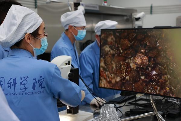 嫦娥六号月壤研究成果上新 揭开“月之暗面”神秘面纱