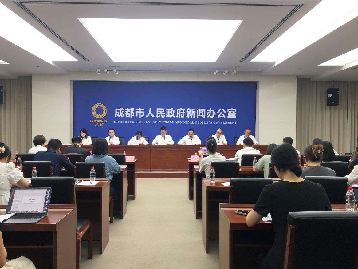 成都“净优亮美”专项行动推动人居环境品质提升