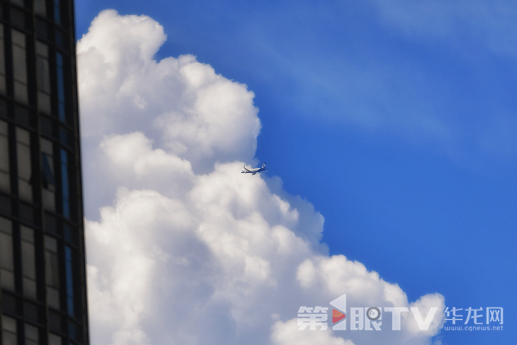 快抬头！天空飘来朵朵“棉花糖”