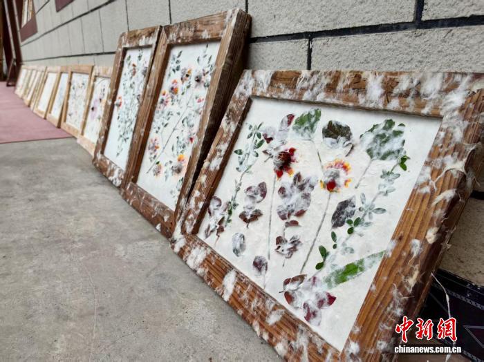 贵州贵阳：“香”游香纸沟 “燃”动乡村经济