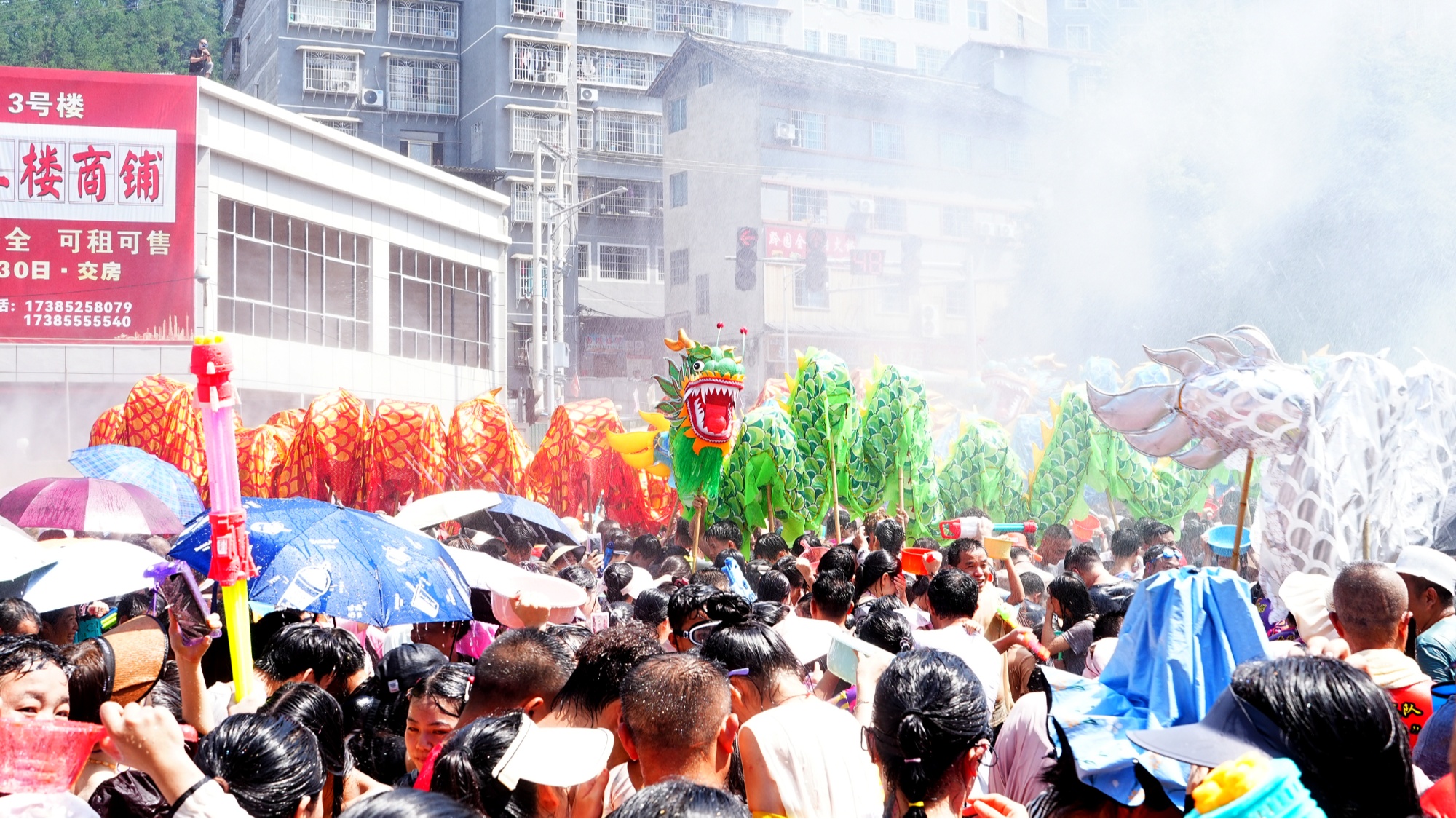 水龙狂欢！来贵州尽享一场传统盛宴的夏日清凉