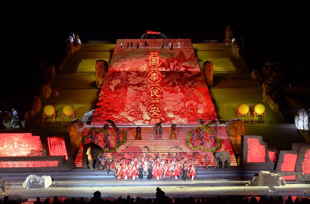 一眼望千年 故事从“新”说——看泰安文旅演艺如何升维“破圈”？