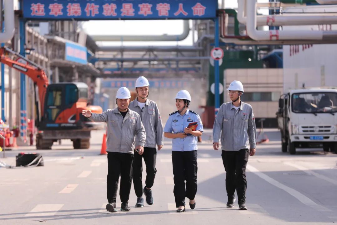 《法治日报》头版报道： 东营公安项目警长护航企业发展