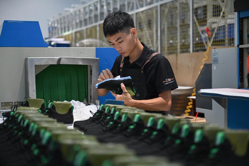 活力中国调研行丨向智向新！福建传统产业逐新潮