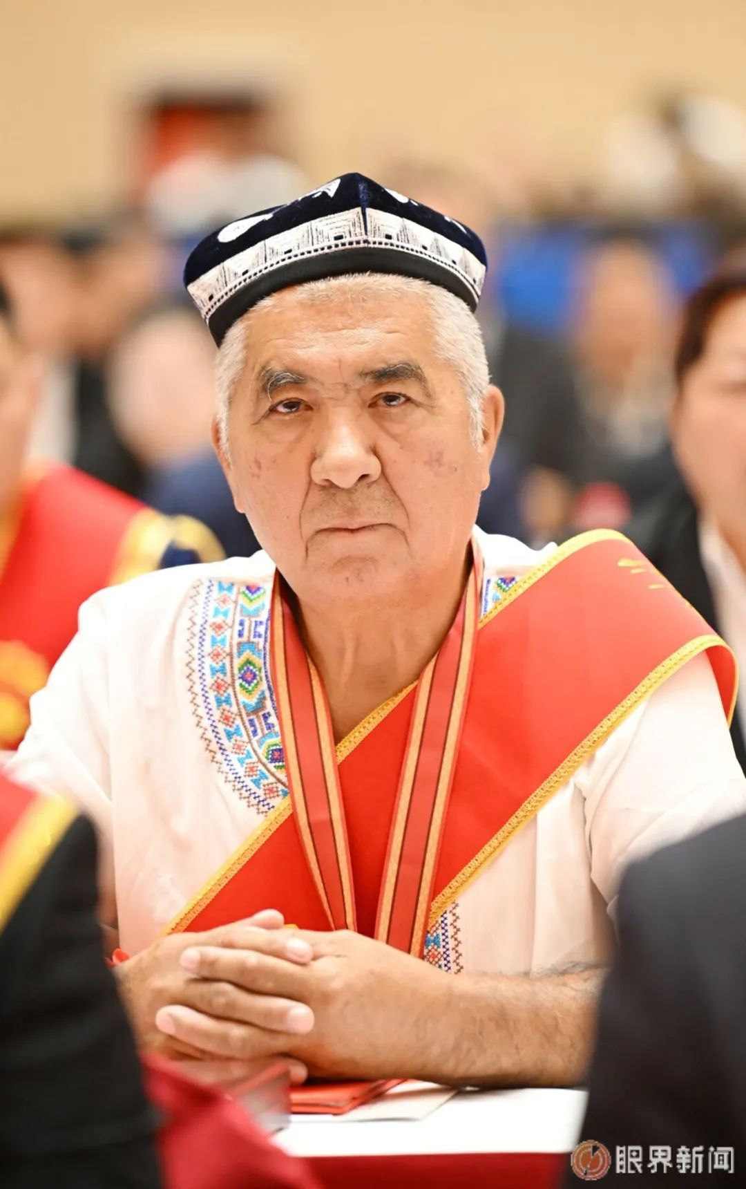 真情浇灌石榴花开 籽籽同心结幸福果——从点滴行动看乌鲁木齐铸牢中华民族共同体意识的生动实践
