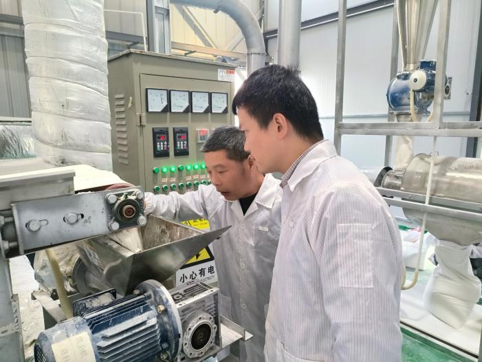 重庆293支科技特派员团扎根基层 助力中小微企业高质量发展