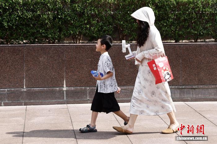 上海已连续19天高温 今日气温冲至38.9℃