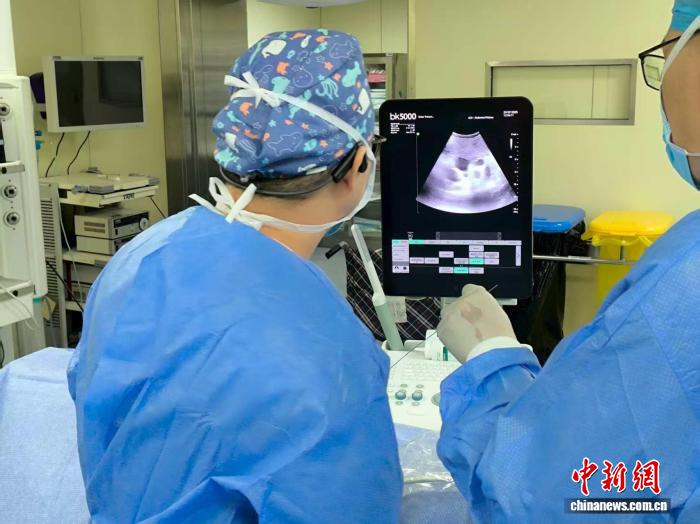 上海专家创新手术、治疗方案助尿路结石患者术后快速康复