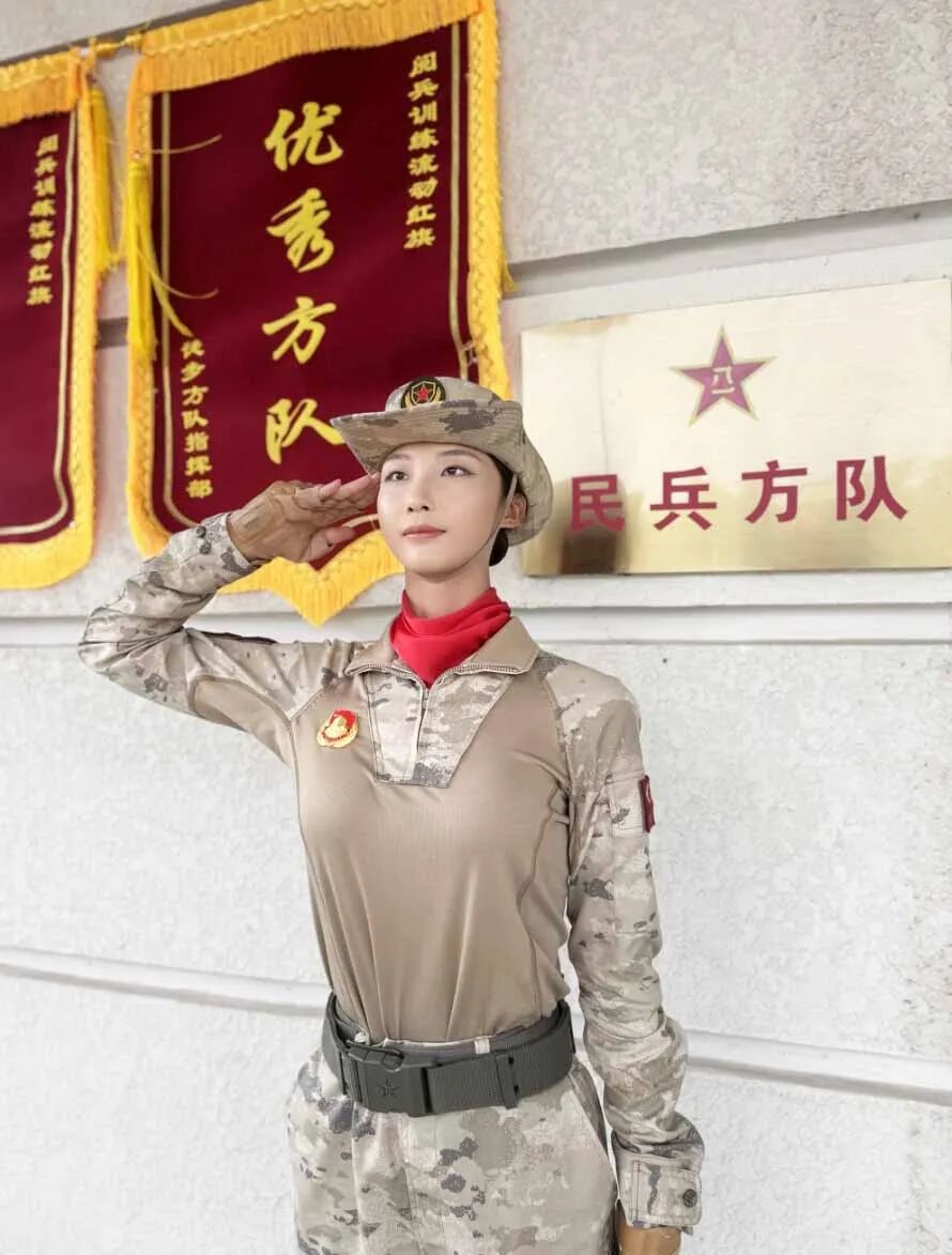 高光时刻！湖北中医药大学三名学生参加九三阅兵