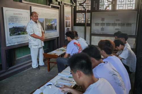 南宁理工学院开展沉浸式廉洁教育