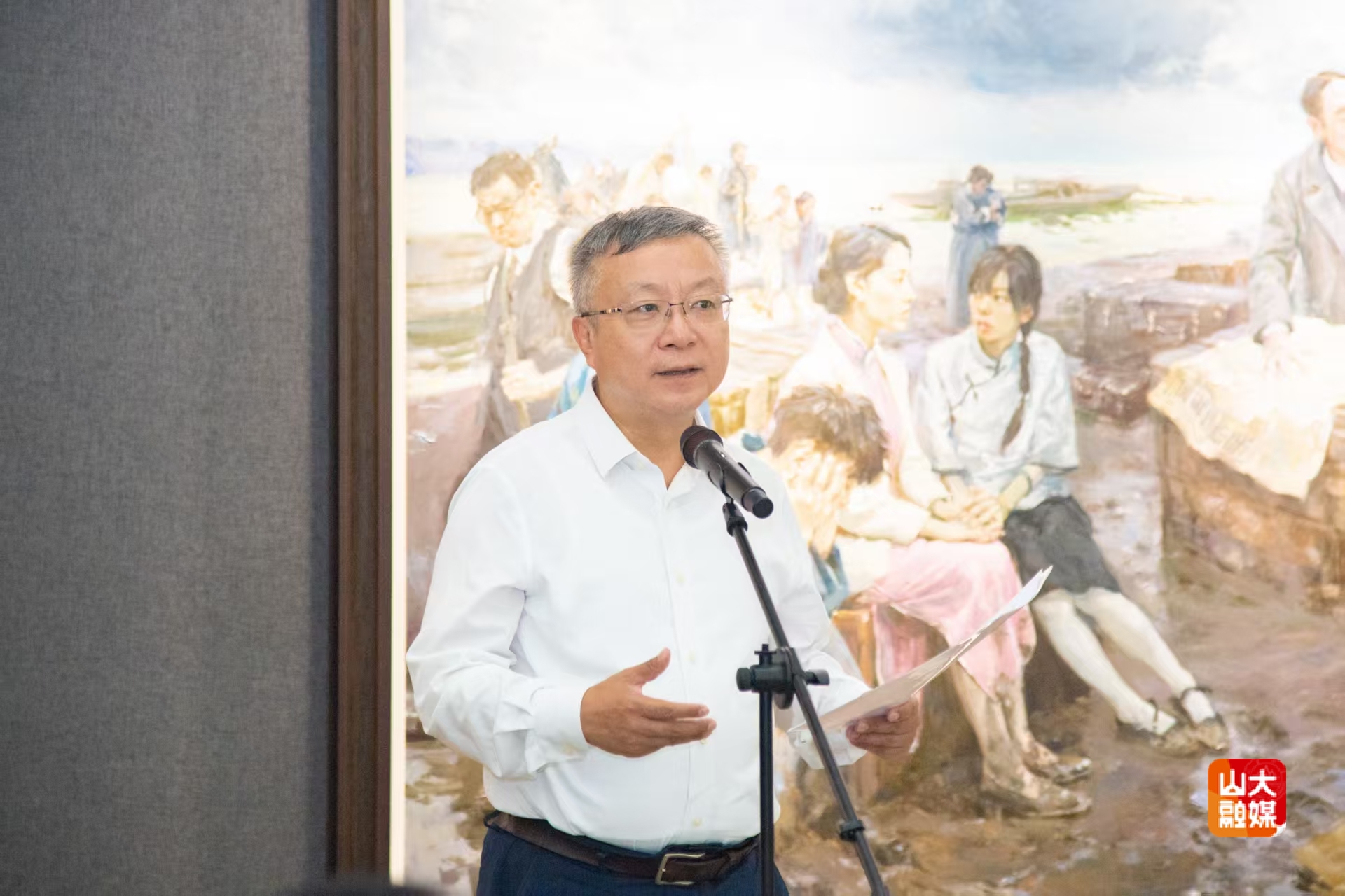 山东大学“烽火弦歌——抗战中的山大人”主题美术创作展开幕