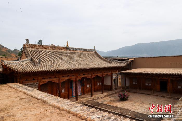 青海昂拉千户府：融合汉藏风格的精美建筑