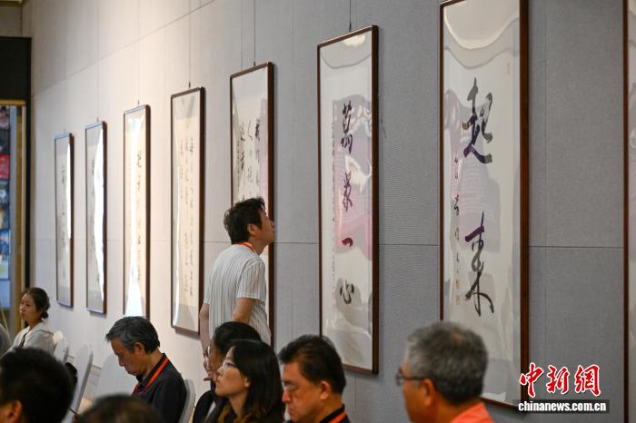 劳伟《聂耳音乐作品》书法展：笔墨情怀挥洒前进的号角