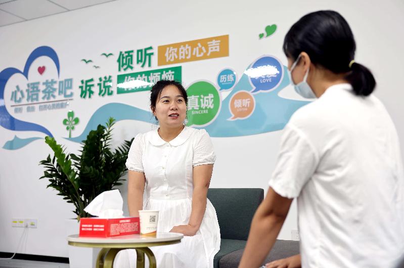 让群众从“进门愁”到“出门安”