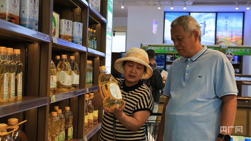 金秋赴草原之约 呼伦贝尔大草原品牌成果推介会启幕