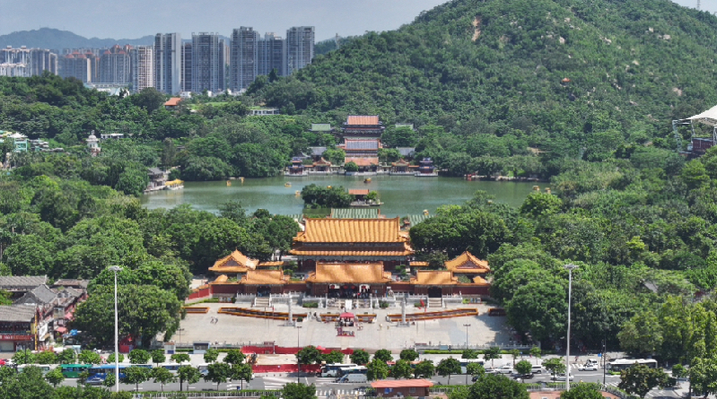 珠海首届中华彩灯嘉年华登陆圆明新园 开启沉浸式奇幻之旅
