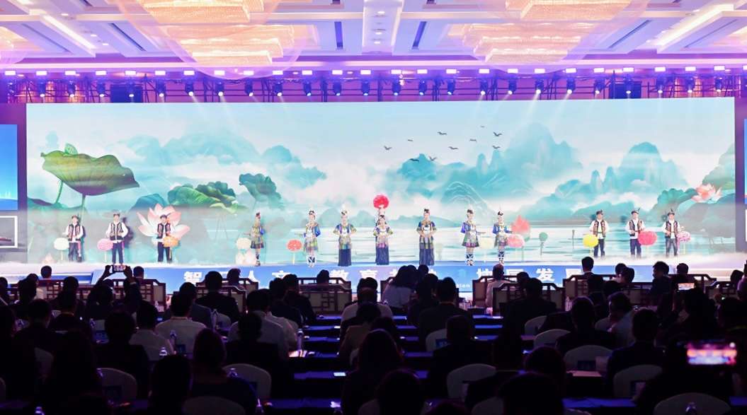 2025中国—东盟教育交流周开幕
