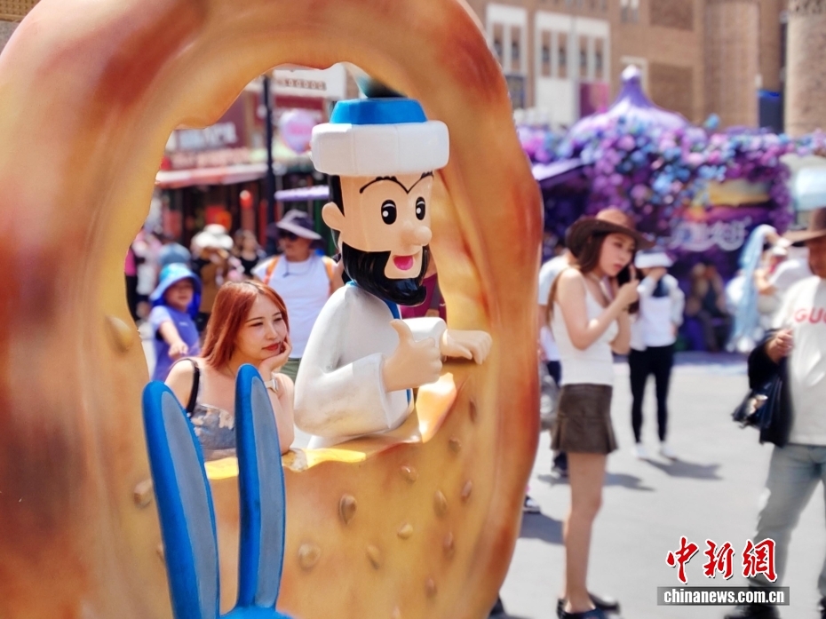 （砥砺奋进七十载 天山南北谱华章）千年丝路展新颜 解锁不一“Young”的新疆