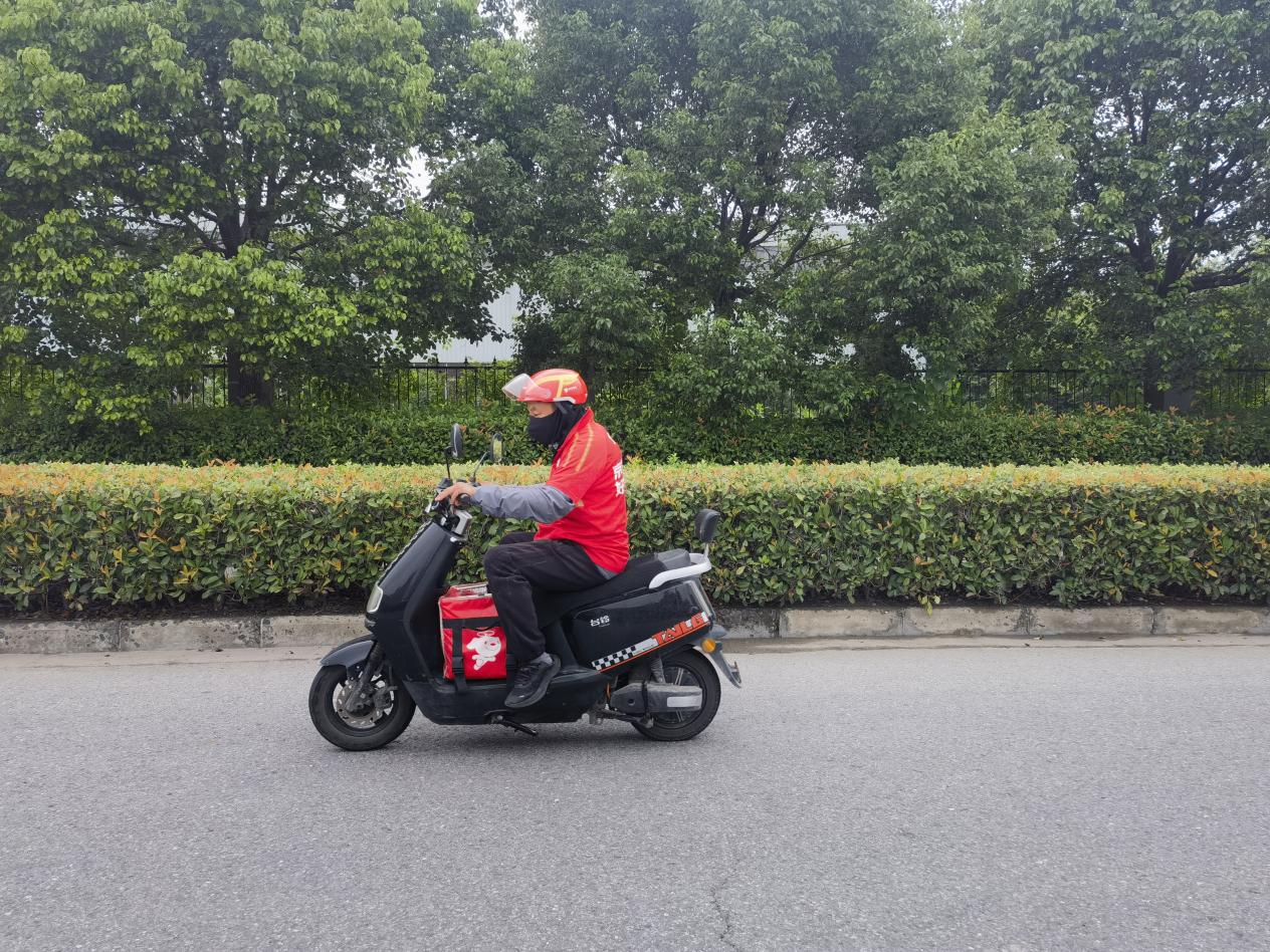 南通市通州区刘桥镇新就业群体：平凡岗位上的不凡之光
