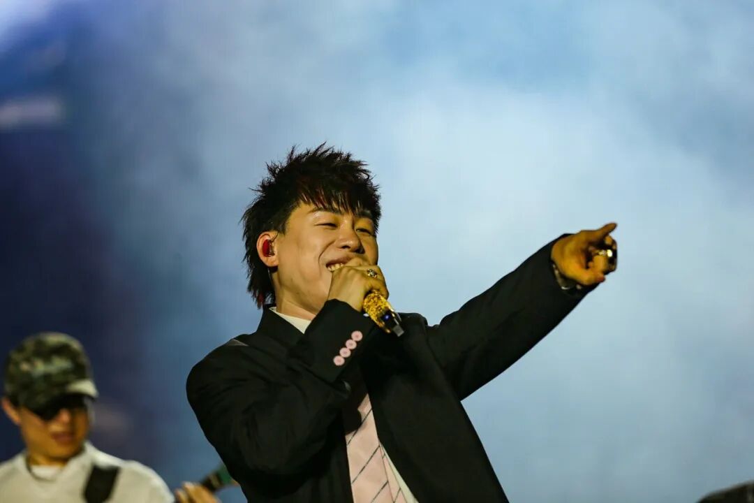 群星闪耀！今晚，日照上演3万人大合唱！