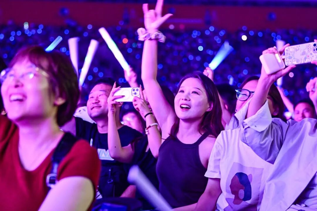 群星闪耀！今晚，日照上演3万人大合唱！