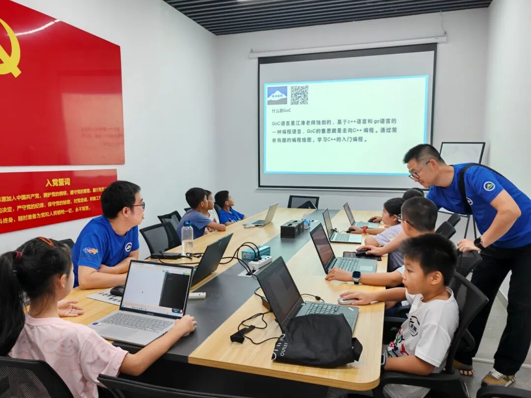 全国科普月收官！坪山双向发力，硬核科技与民生科普齐出彩