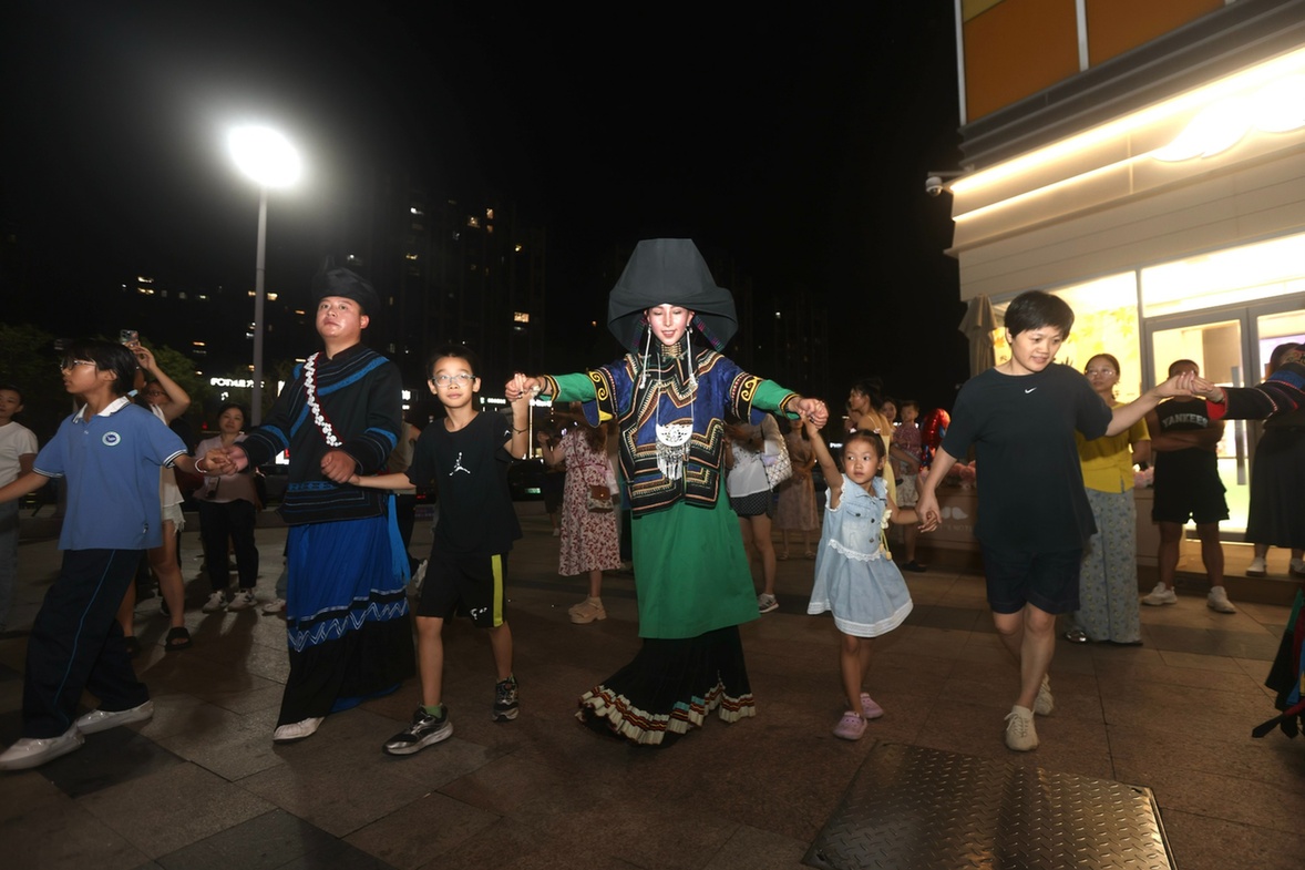 跨越山海！“和美彝乡 幸福昭觉” 文旅农特产品推介活动亮相宁波余姚