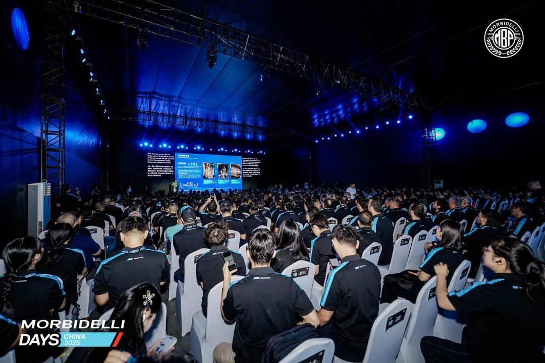 一场中英文无缝切换的大会 四川资阳造摩托车吸睛全球目光