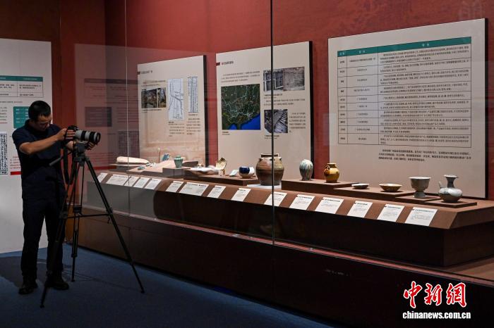 广东省博物馆举办“互利天下：广东外贸一千年”展览导赏活动