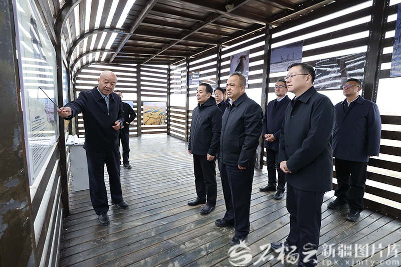 陈小江艾尔肯·吐尼亚孜在博州和双河市调研