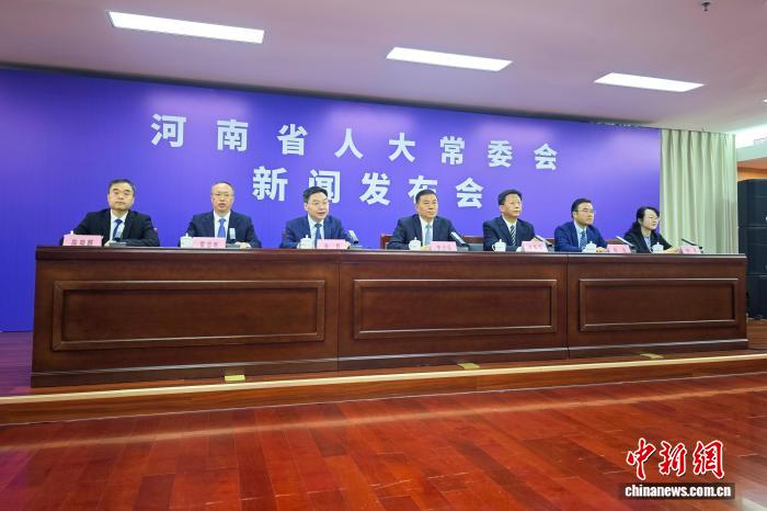 河南出台全国首部省级社会治理条例 破解人口大省治理难题