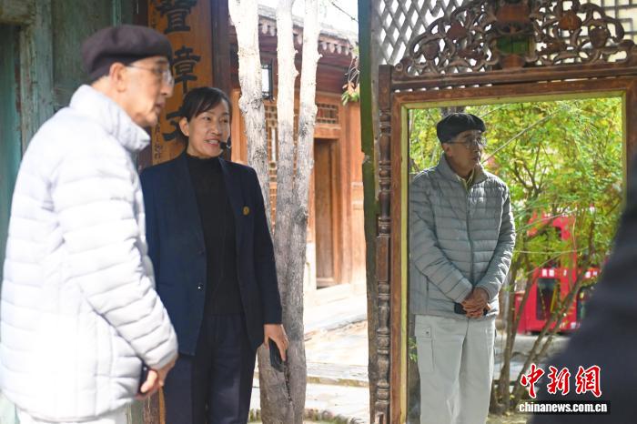 海外华媒走进兰州千年古镇感受民俗非遗