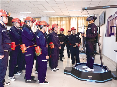 鄂尔多斯职业学院：打造能源特色专业 服务国家战略基地建设