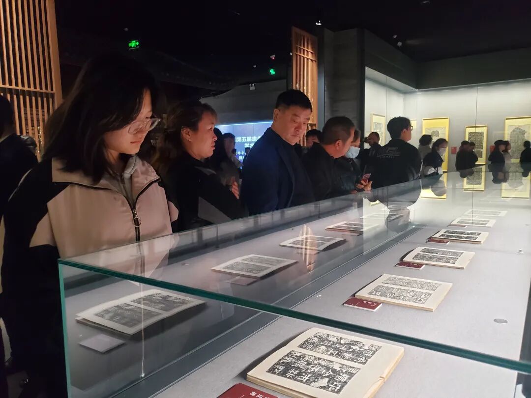 守护瑰宝 传拓馨香——我市创新文物展览展示