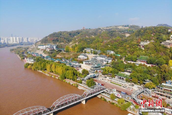 甘肃兰州秋景如画